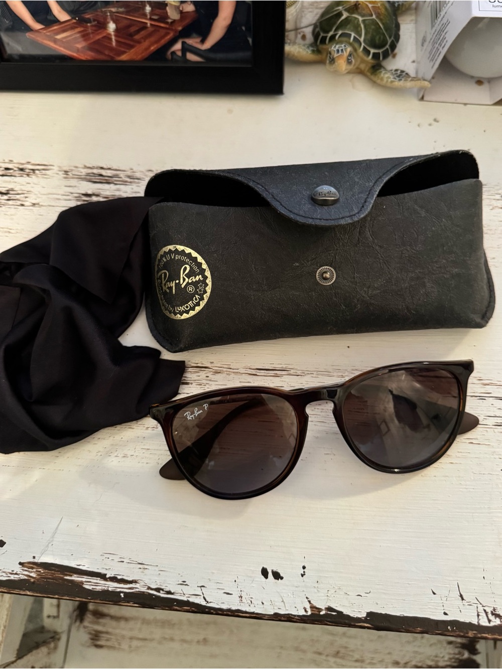 RayBan Erika Classic sunglasses with case and cloth